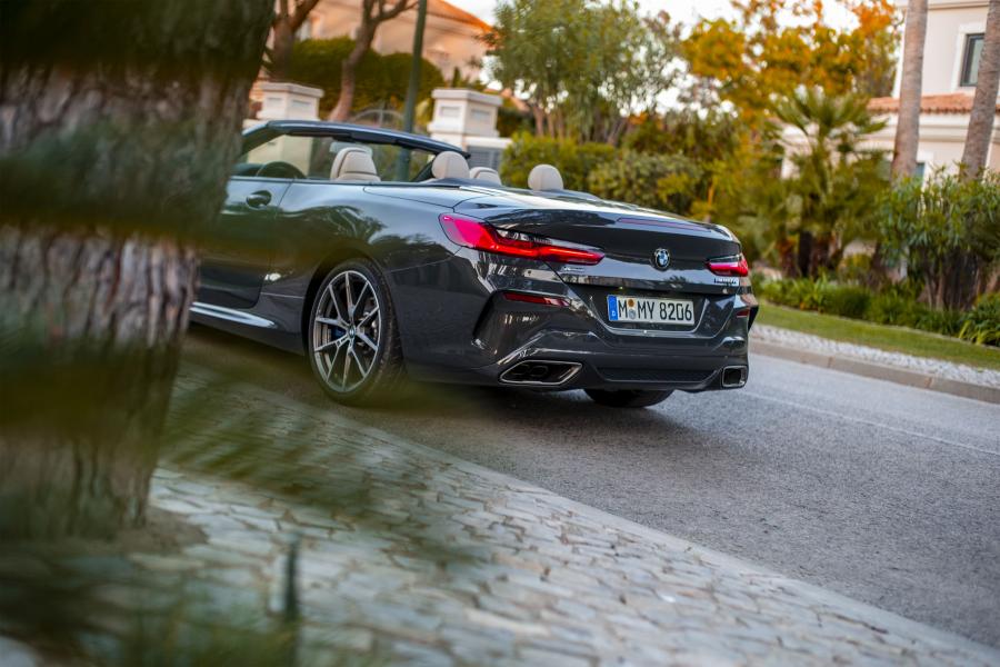  BMW M850i xDrive Convertible (G14) 2018 года  (WW) (фото 165 из 183)